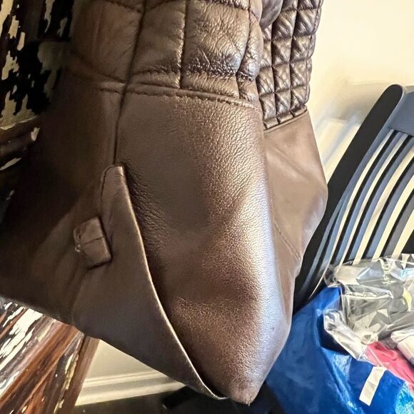 Beautiful buttery soft BCBGMaxAzria handbag. - Picture 16 of 16